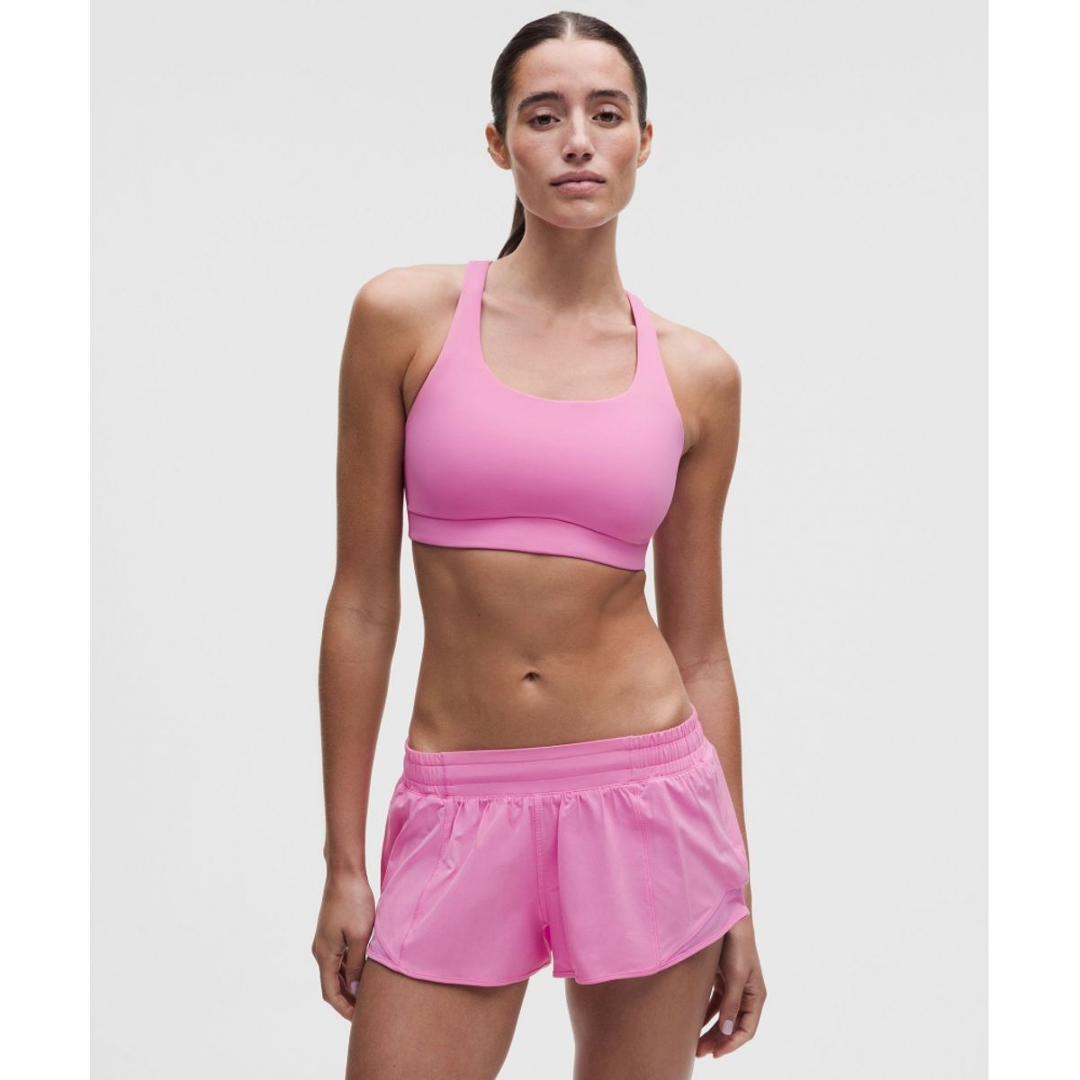 룰루레몬(LULULEMON) 에너지 브라 미디엄 서포트, B–D컵 *에볼브  SWOT