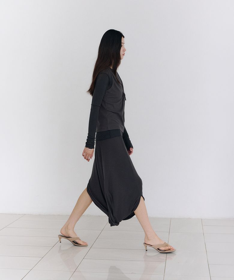 TWO WAY DRAPE SKIRT [CHARCOAL]