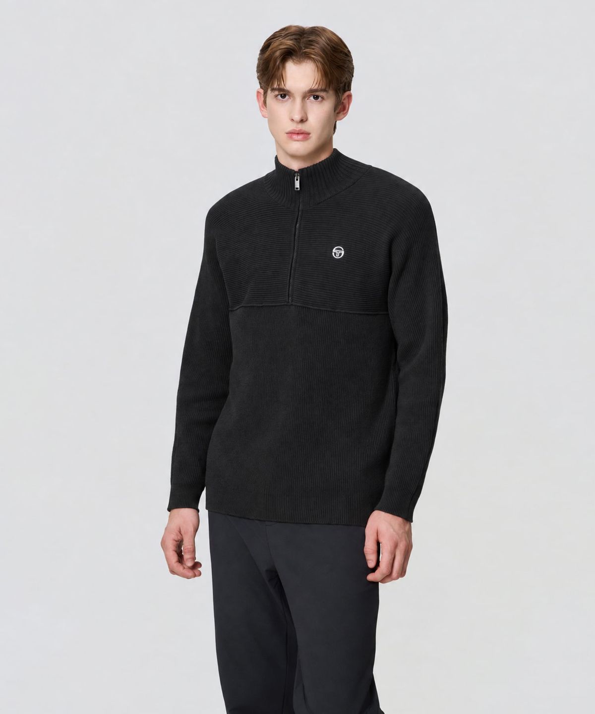 세르지오 타키니(SERGIO TACCHINI) M 하프집 스웨터 (Black)