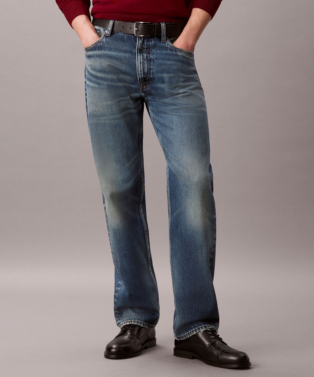 캘빈클라인 진(CALVIN KLEIN JEANS) 남성 틴티드 카본 모던 루즈 데님 4RH937G ZDI