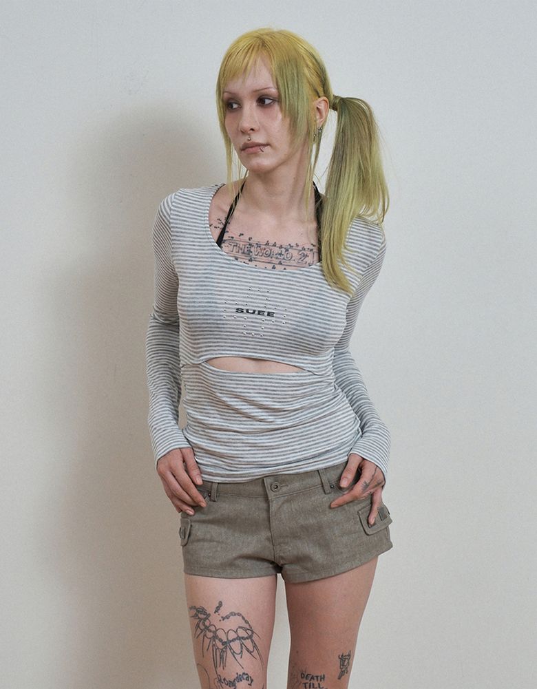 STRIPED U-NECK SLIT TEE / GRAY