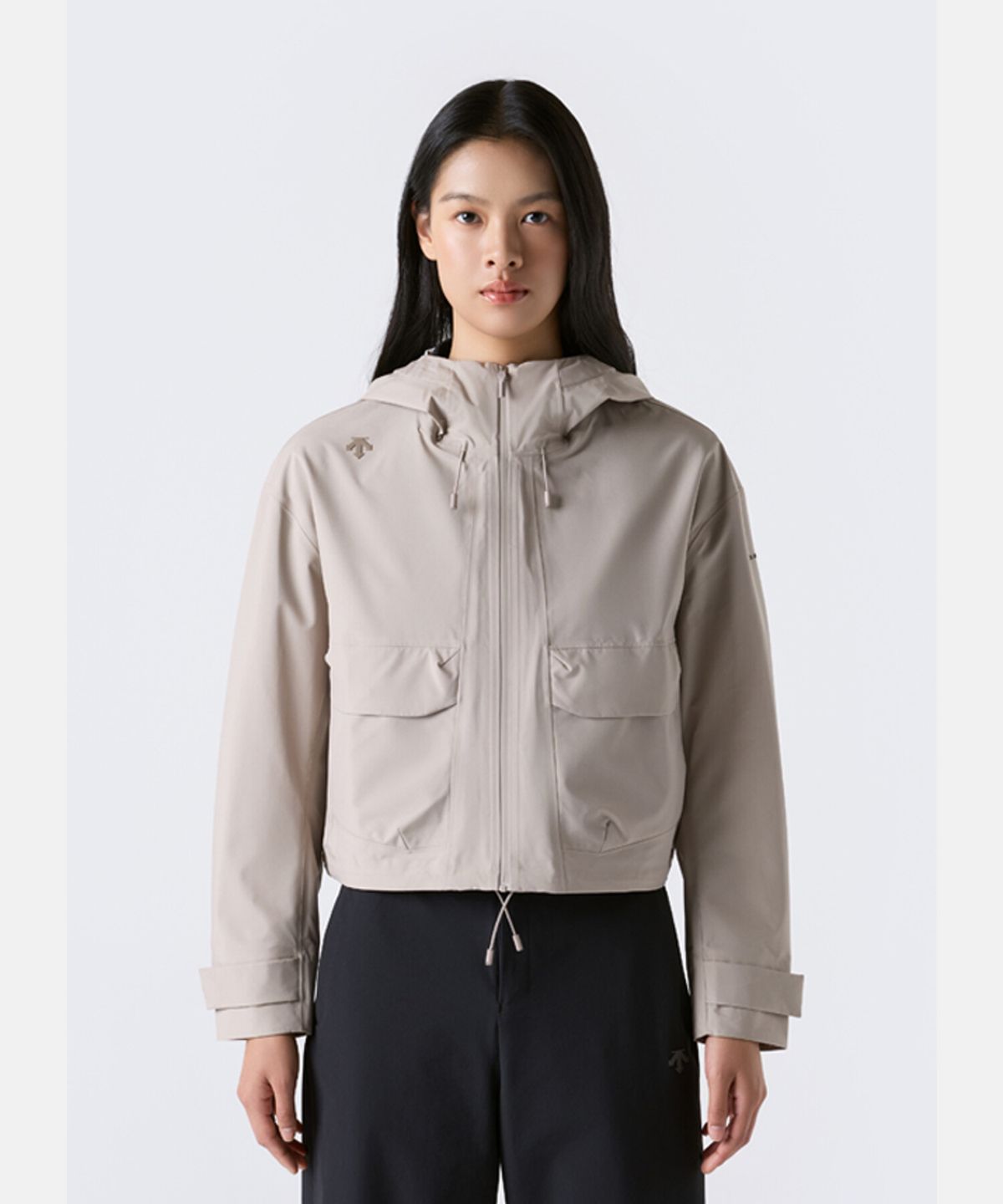 데상트(DESCENTE) 여성 레인블락 3LAYER 아웃포켓 자켓 베이지 SR322DJK82