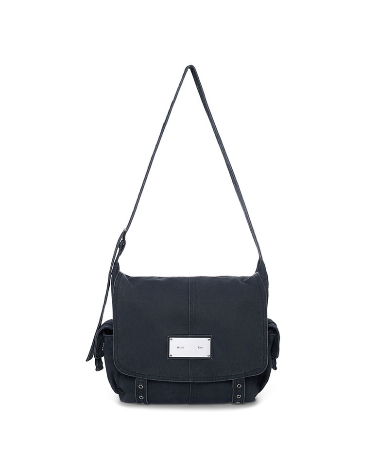VINTAGE WASHED COTTON MESSENGER BAG IN NAVY