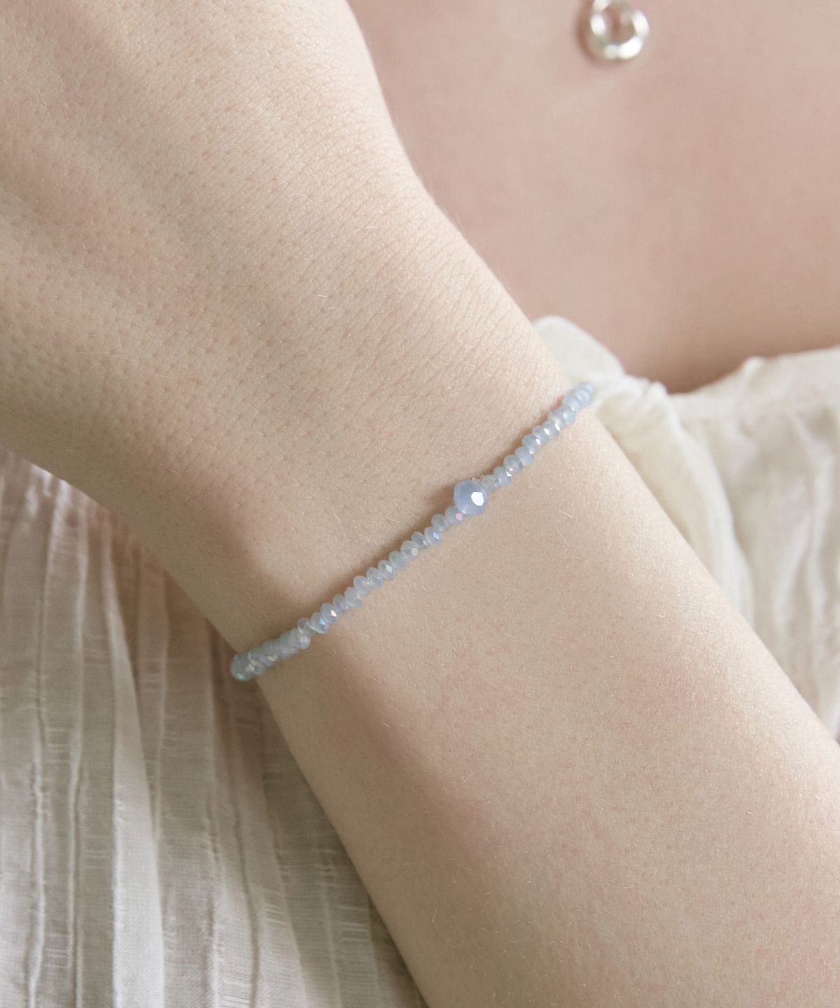 디모멘트(DMOMENT) Aube 투톤 크리스탈 비즈 팔찌 (925 Silver)_스카이블루