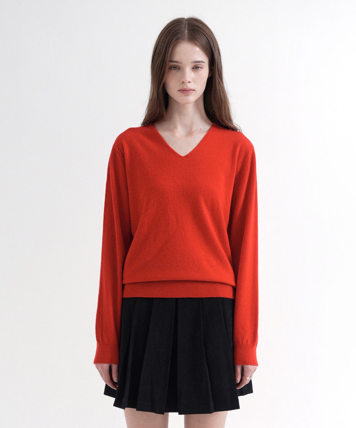 블레티(VLETI) Merino Wool 100% V-Neck Basic Knit (red)