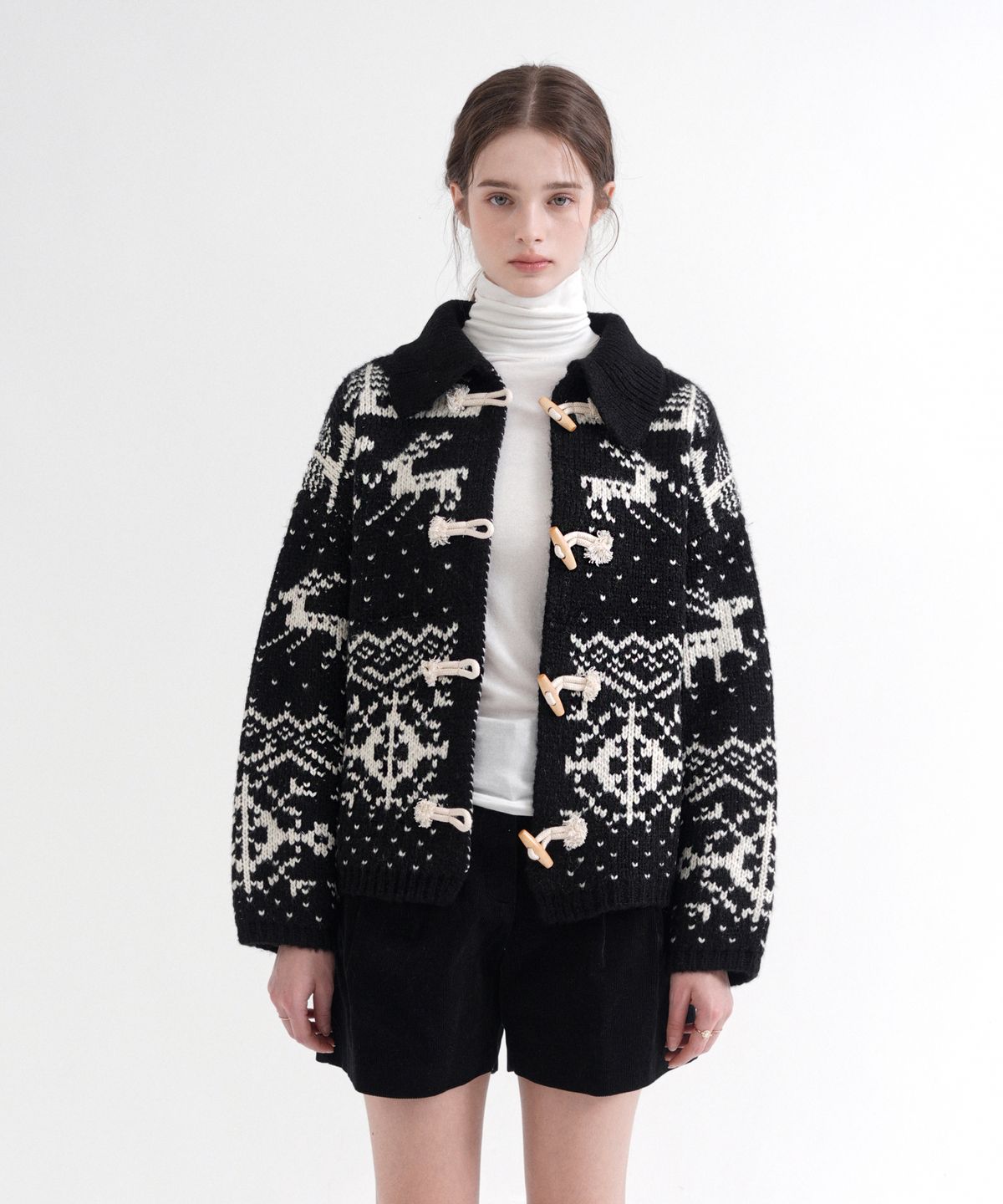 블레티(VLETI) Nordic Toggle Botton Knit Cardigan (black)