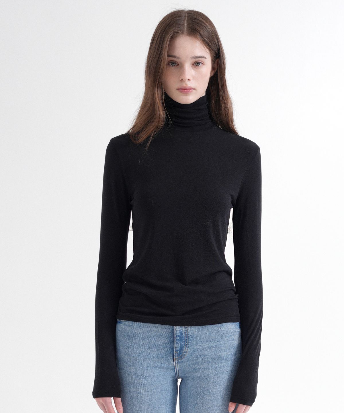 블레티(VLETI) High Neck Span Slim T-Shirt (black)