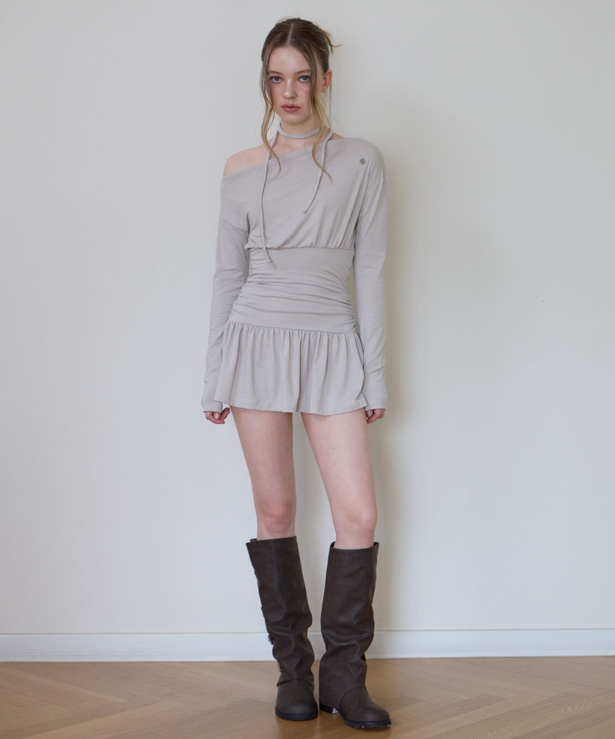 로제프란츠(ROSEFRANTZ) Tie Off Shoulder Mini Dress [Beige]