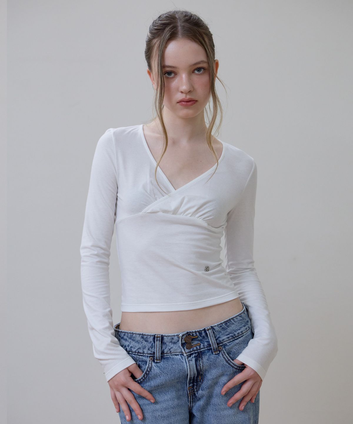 로제프란츠(ROSEFRANTZ) Wrap V-neck Long Sleeve [Ivory]