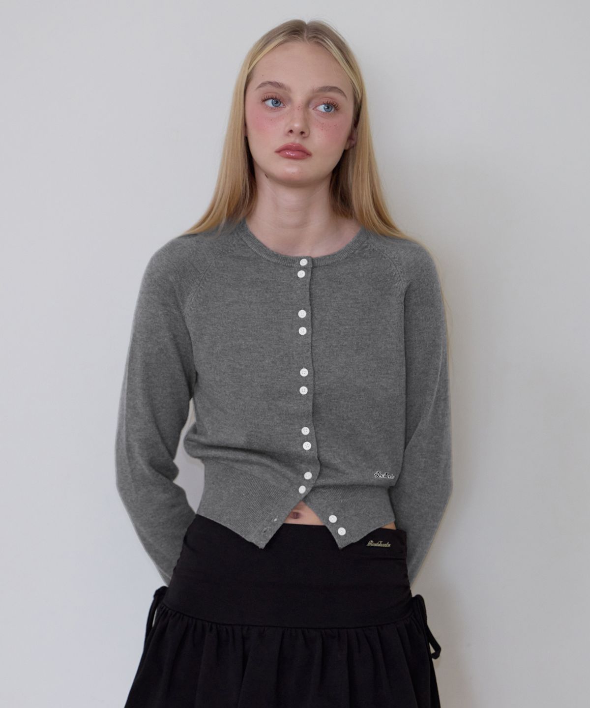 로제프란츠(ROSEFRANTZ) Double Button Cardigan [Charcoal]