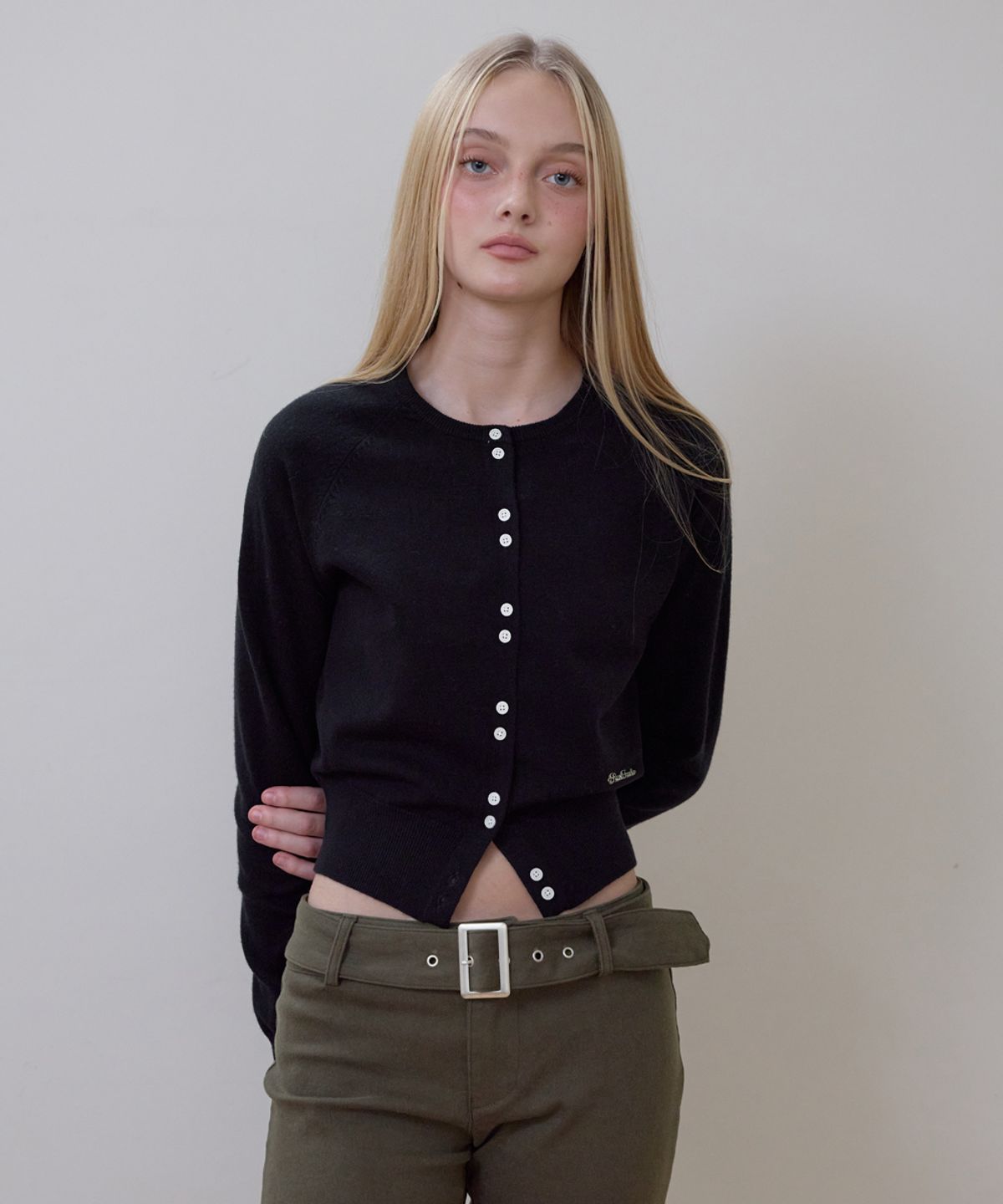 로제프란츠(ROSEFRANTZ) Double Button Cardigan [Black]