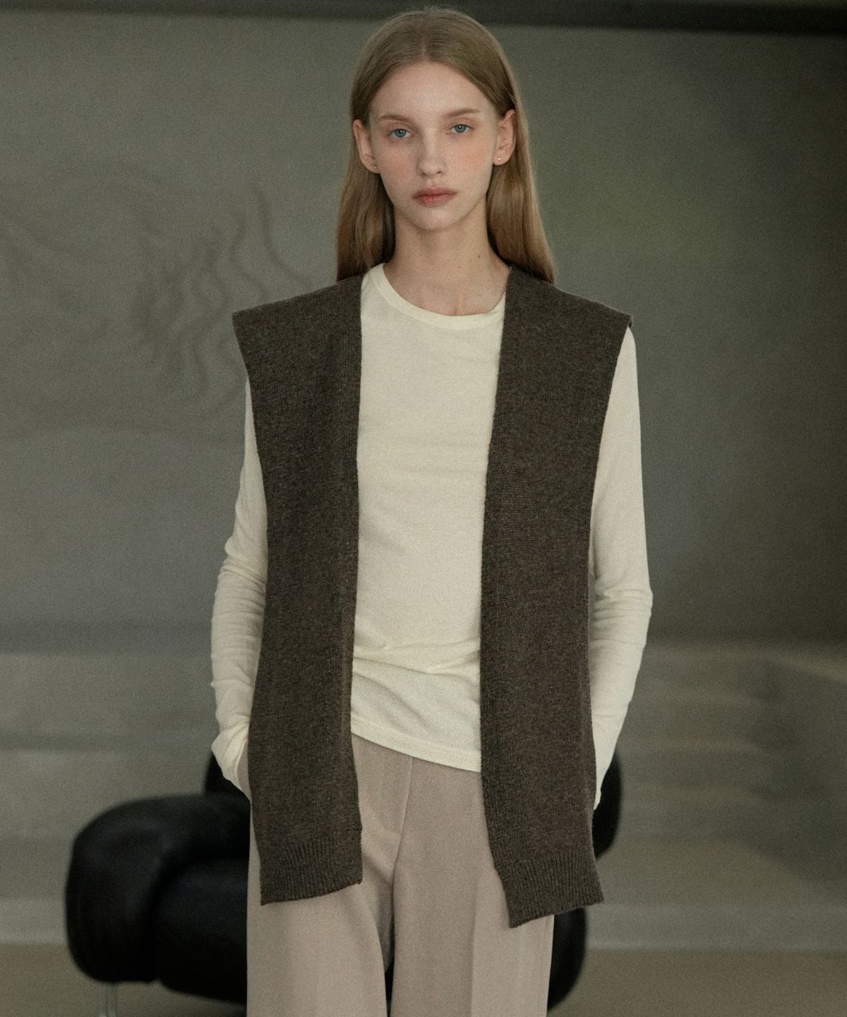 블레티(VLETI) Wool Knit Shawl (brown)