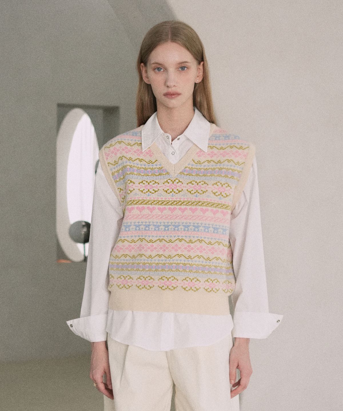 블레티(VLETI) Ramswool Jacquard Knit Vest (cream)