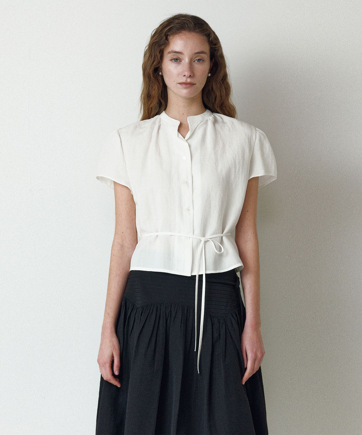 르네제이(RENEJ) Lily Puff Blouse (2colors)