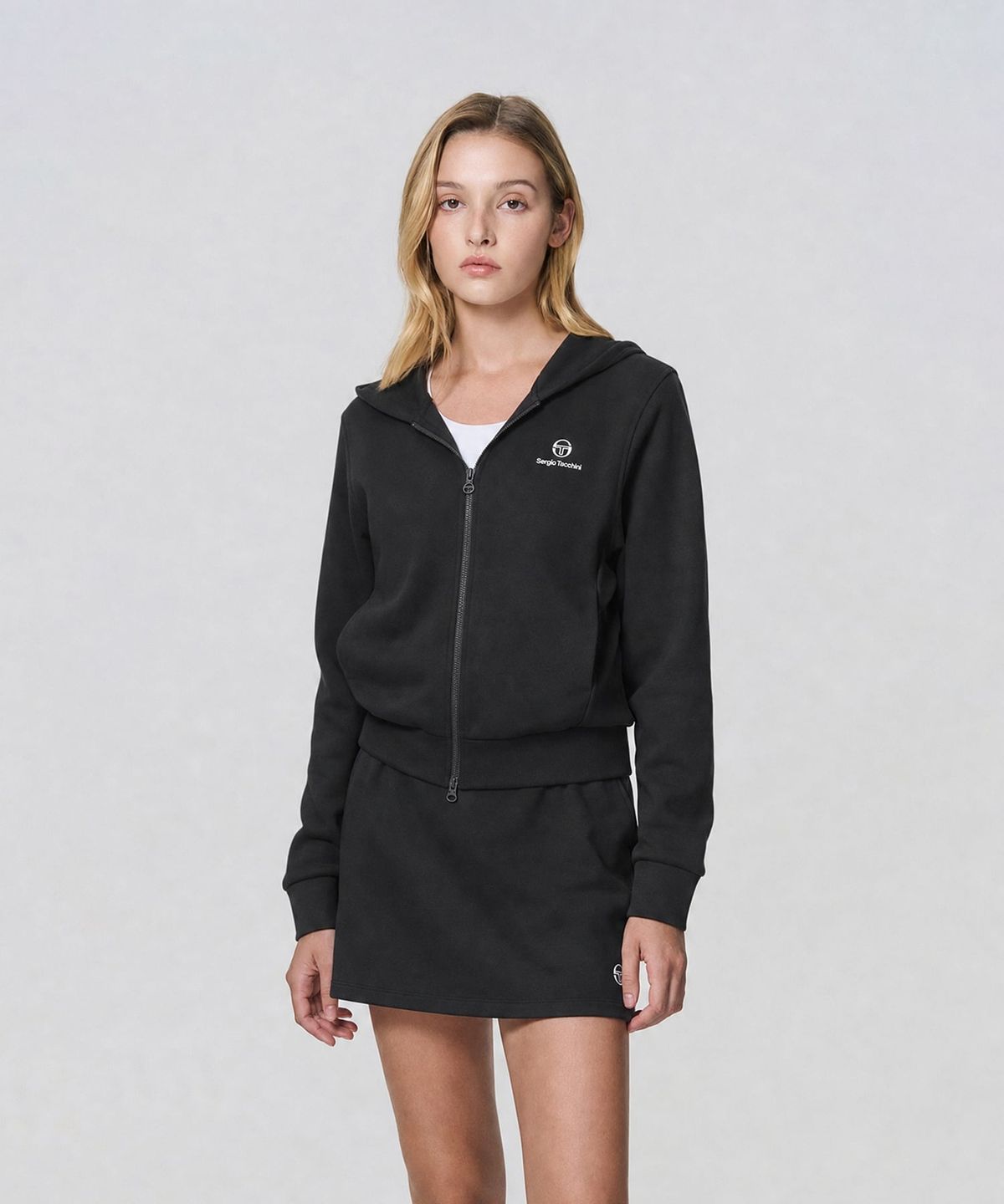 세르지오 타키니(SERGIO TACCHINI) W 버터쭈리 후드 집업 (Black)