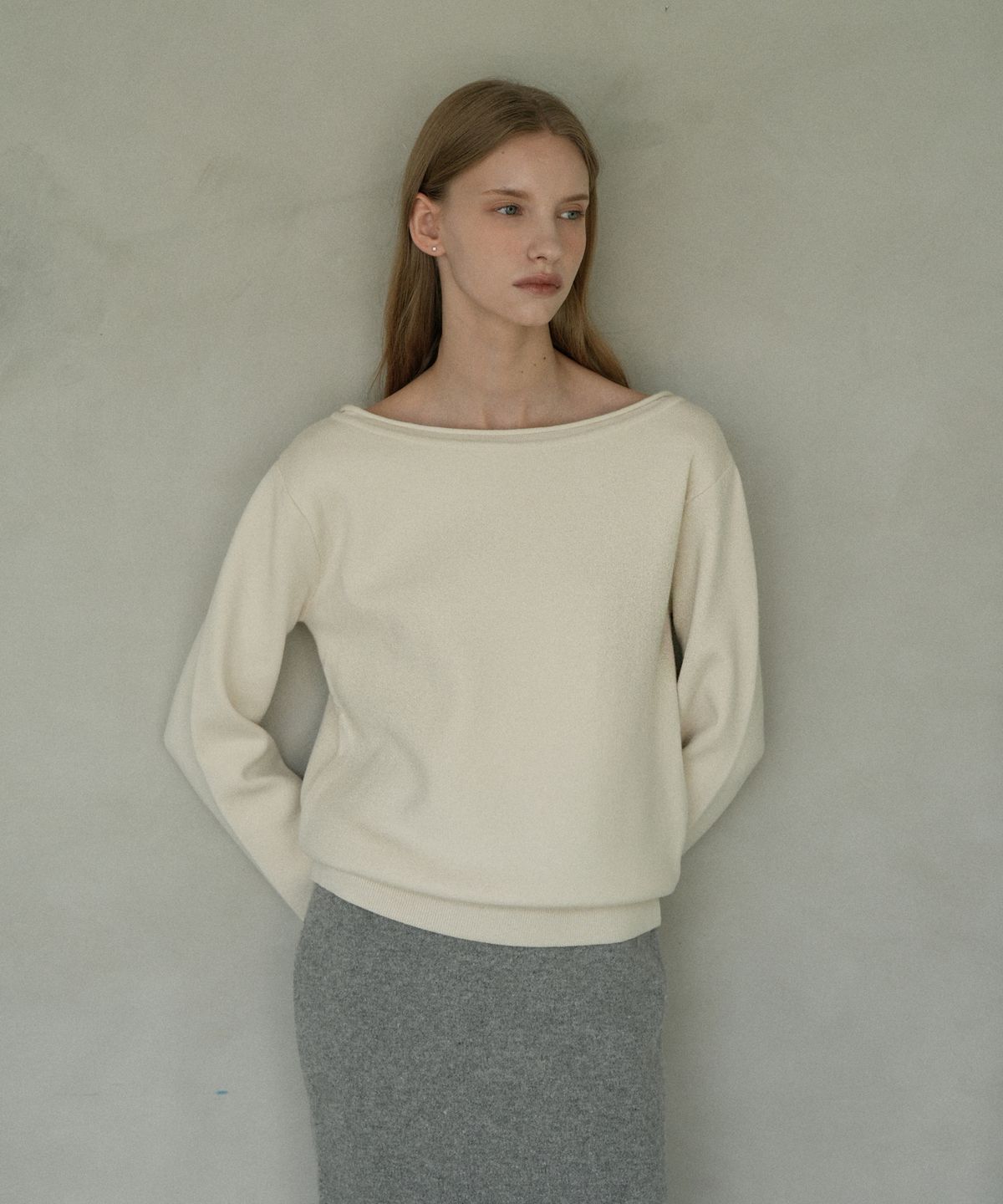 블레티(VLETI) Boat-neck Rolled up Knit (cream)