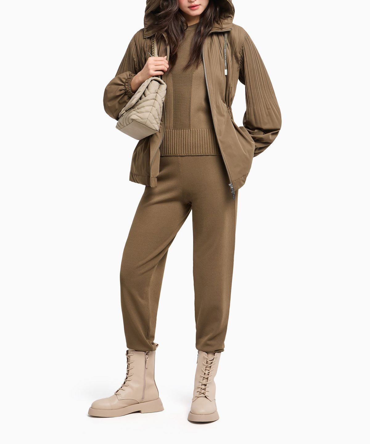 아르마니 익스체인지(ARMANI EXCHANGE) 여성 플리츠 폴리 와이드 팬츠 _카키_A425141503