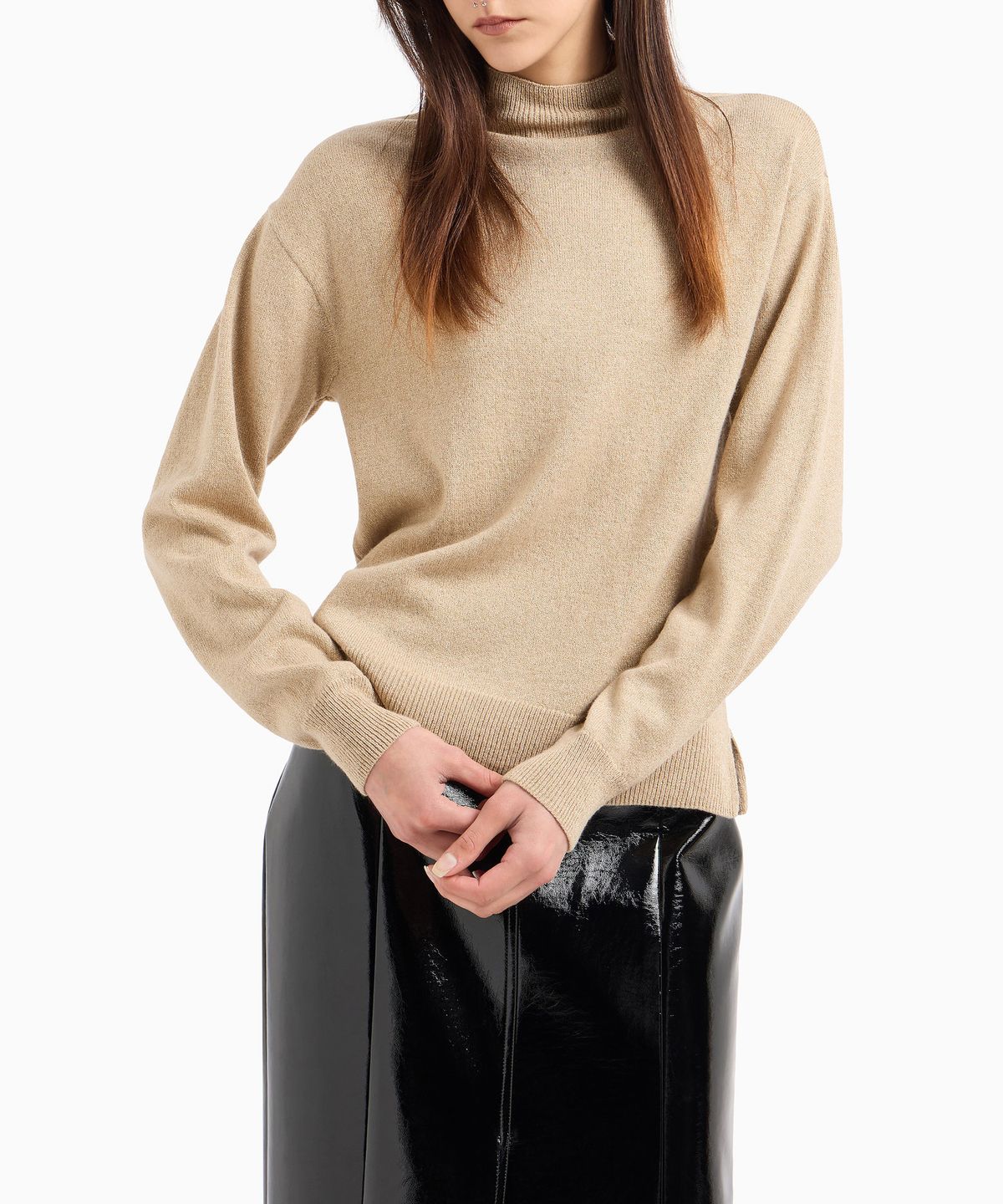 아르마니 익스체인지(ARMANI EXCHANGE) 여성 글리터 모크넥 니트 풀오버 _골드_A424332518