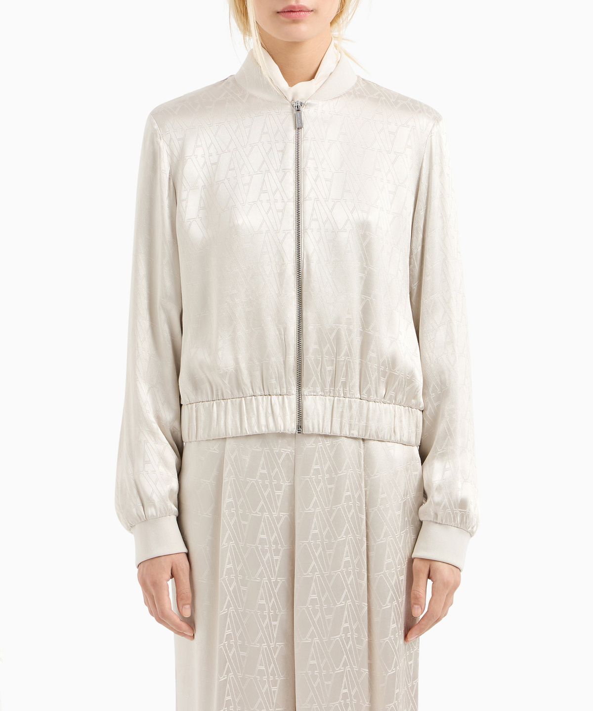 아르마니 익스체인지(ARMANI EXCHANGE) 여성 글로시 로고 패턴 레이온 블루종 _라이트 베이지_A424310501