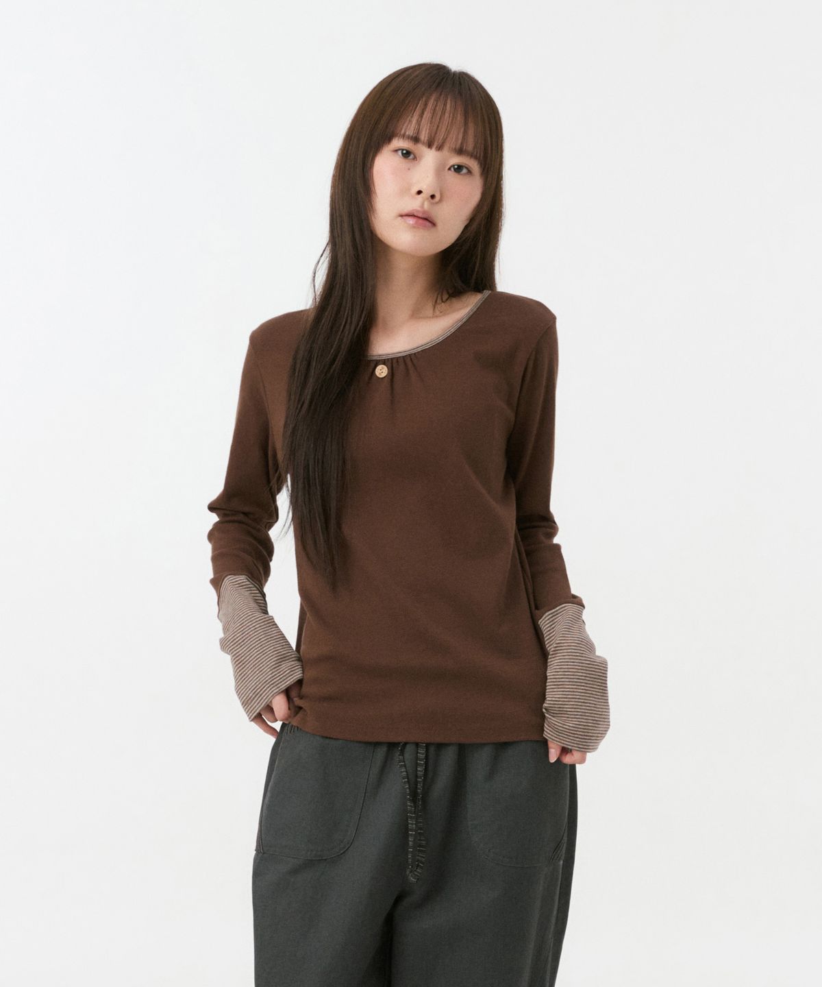 오헤시오(OHESHIO) SHIRRING COLOR BLOCK LONG SLEEVE, BROWN