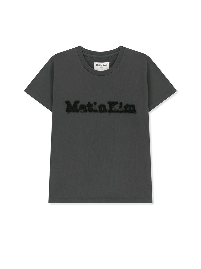APPLIQUE LOGO SLIM TOP IN CHARCOAL