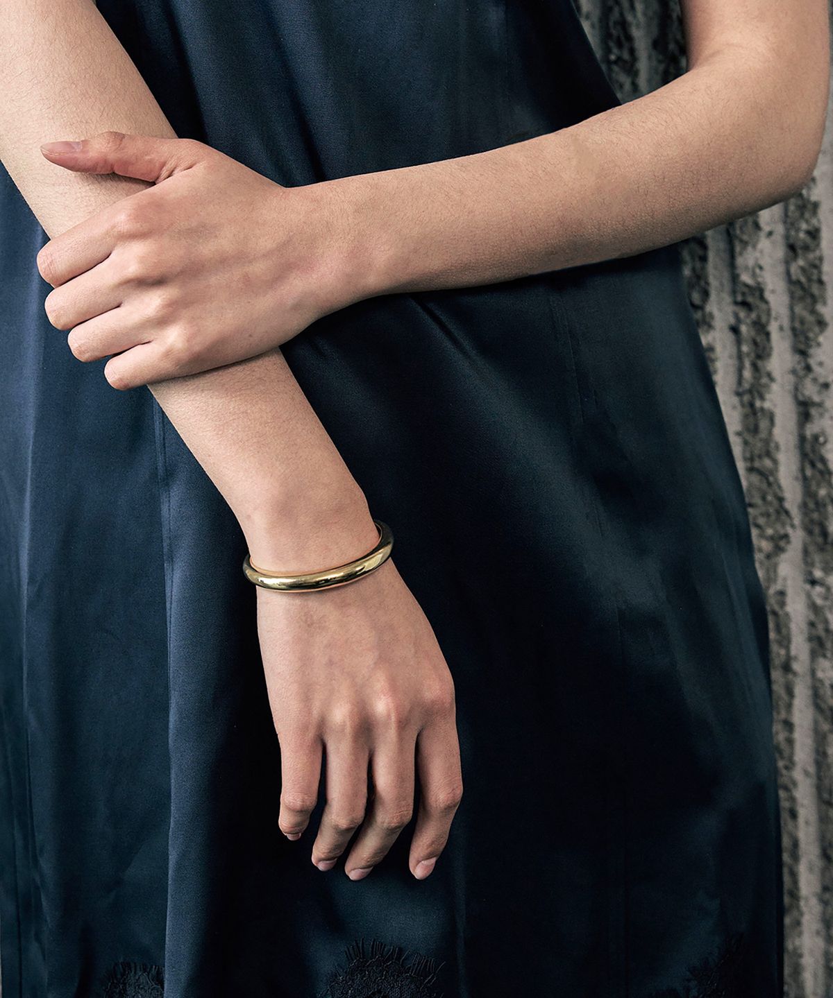 그라스마티네(GRASSE MATINEE) Slim DomeCuff Bracelet Gold