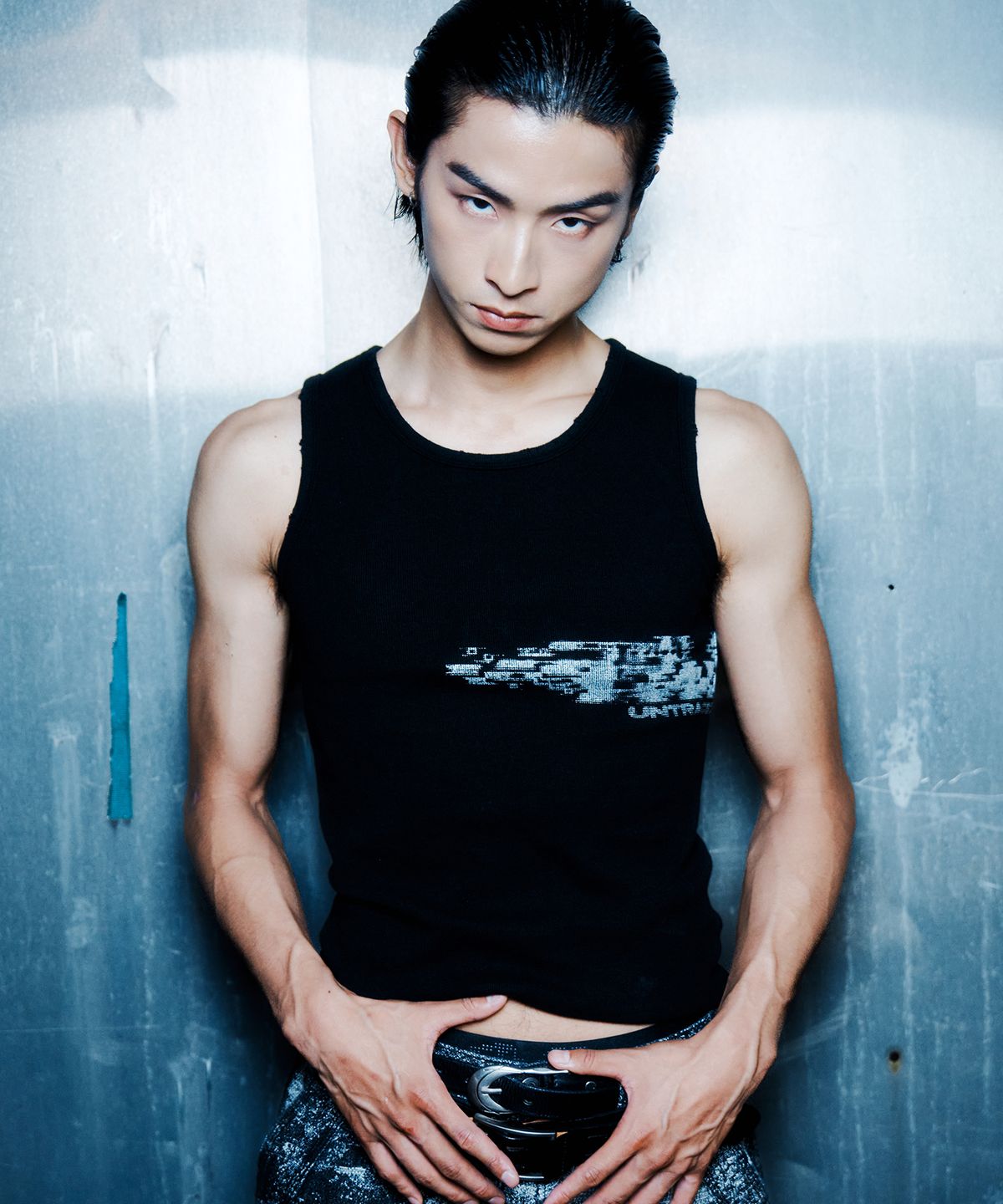 엔드릭스(EDLIX) Slash Sleeveless (Black)