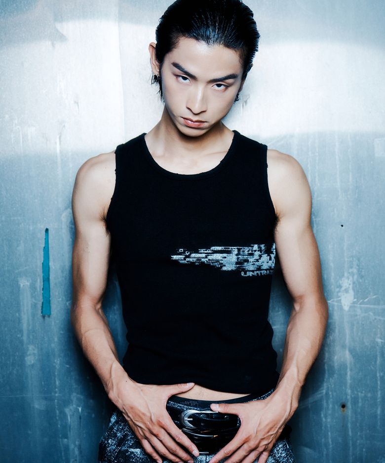 Slash Sleeveless (Black)