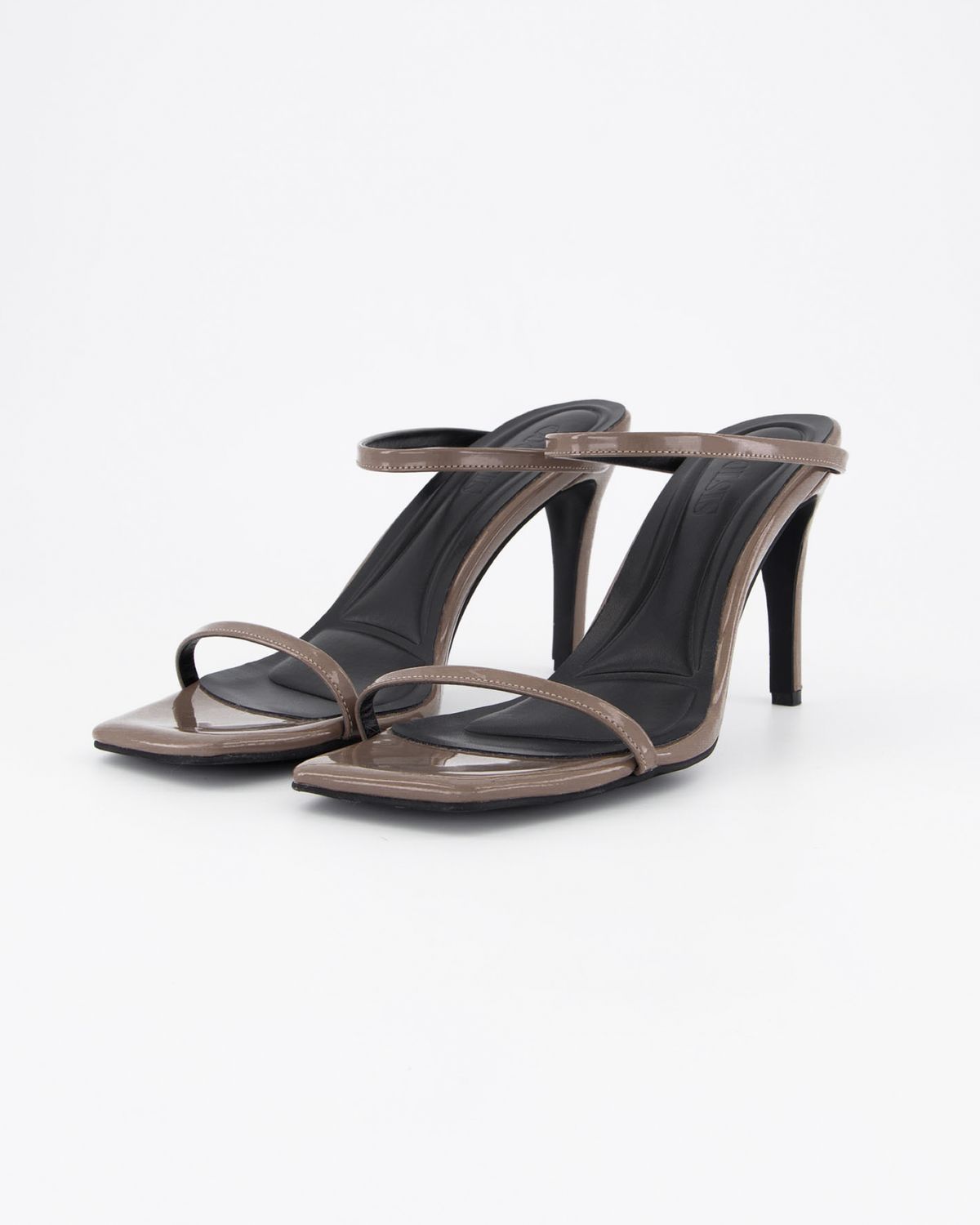 쿨시스(COOLSIS) CS PATENT STRAP HEELS (BROWN, 9.5cm)