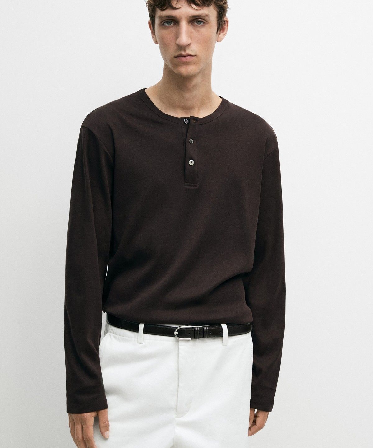 마시모두띠(MASSIMO DUTTI) 100% 코튼 헨리넥 긴소매 티셔츠