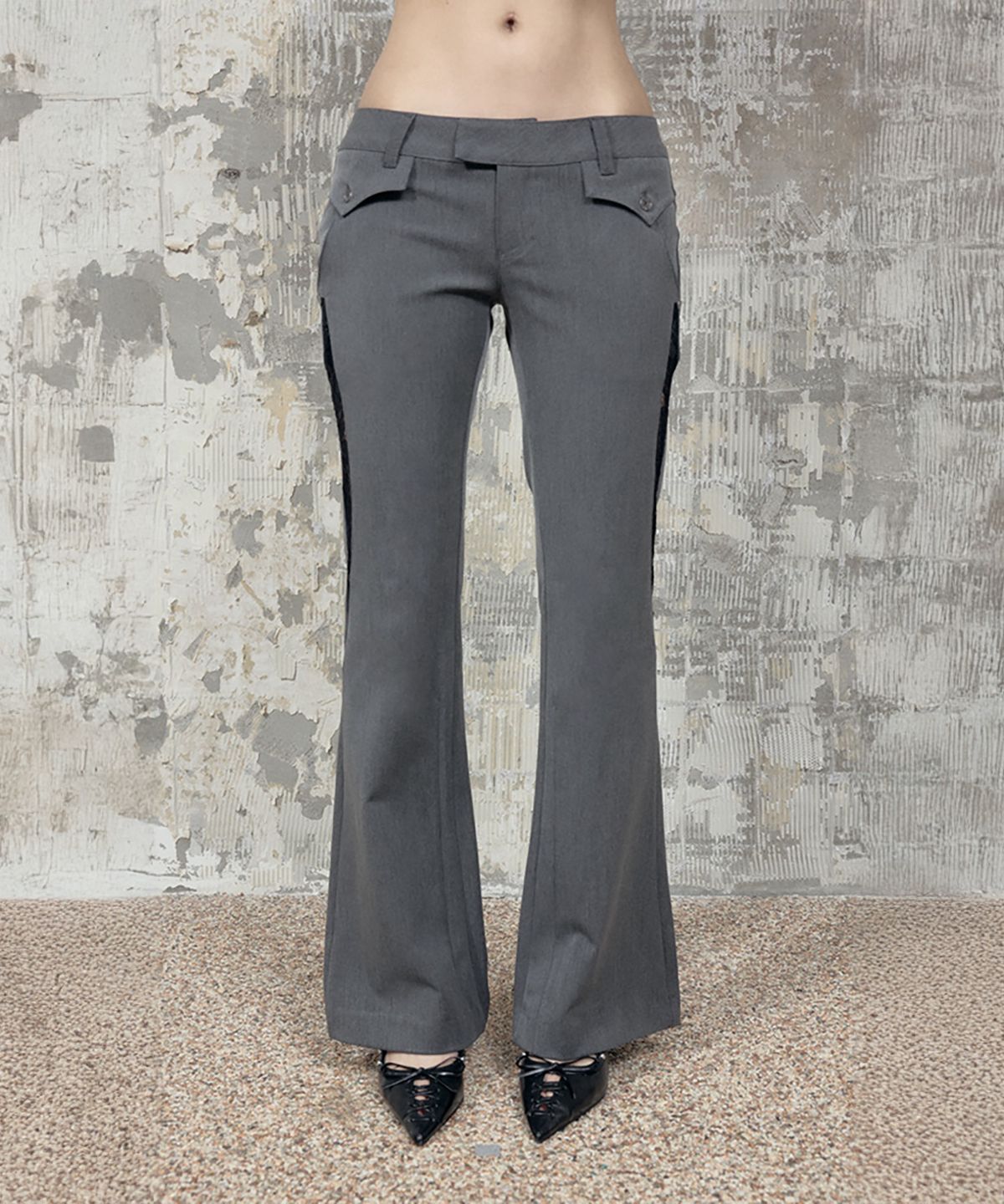 에트오소메(ETRE AU SOMMET) Button Stitch Low Rise Bootcut Pants (Gray)