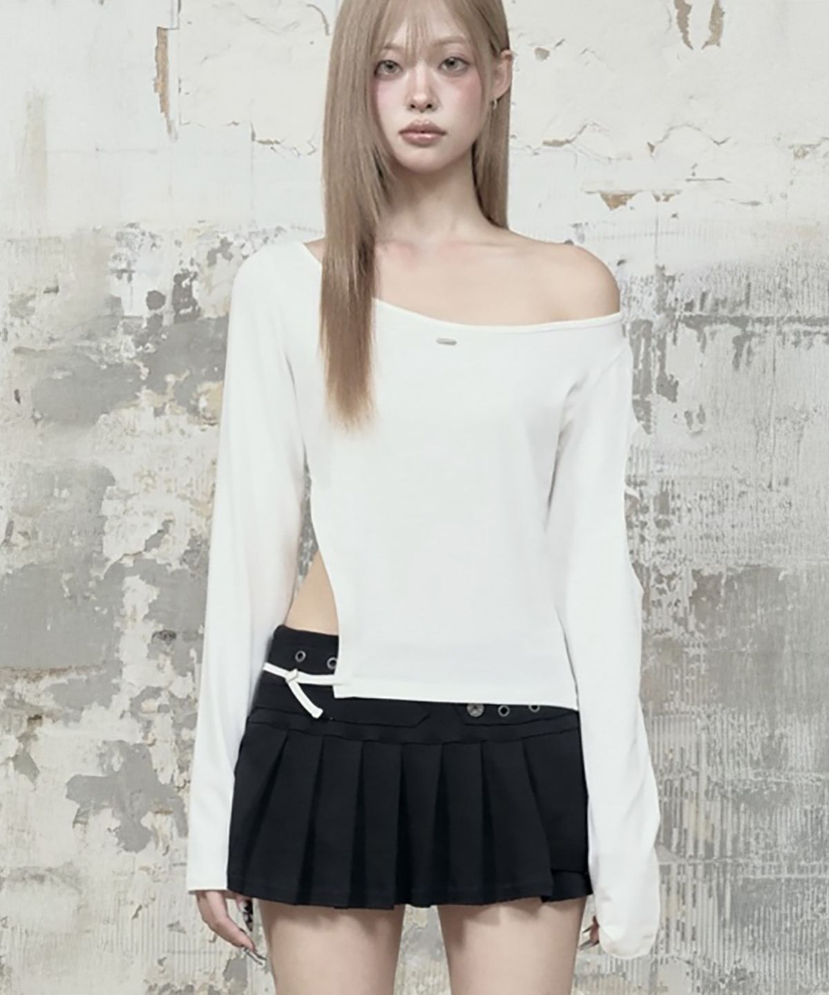 에트오소메(ETRE AU SOMMET) String Panel Point Long Sleeve (White)