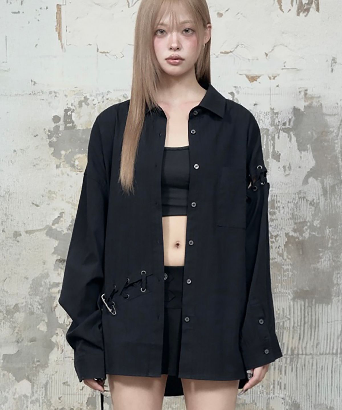 에트오소메(ETRE AU SOMMET) Eyelet Point Oversized Shirt (Black)