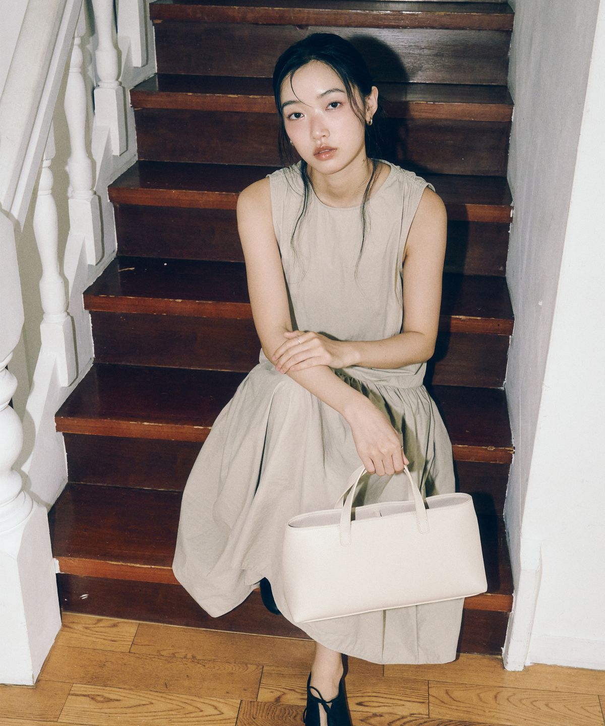 아델레아(ADELREA) 아렛백 에센셜 토트백 베이지