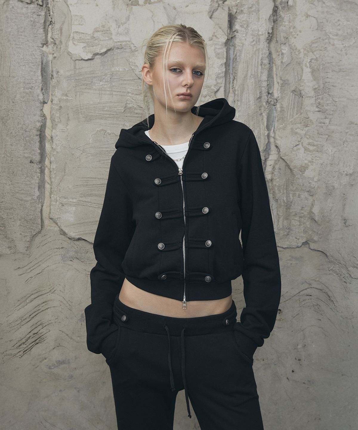 분트(VOONT) Napoleonic Loop Hood Zip-Up (BLACK)