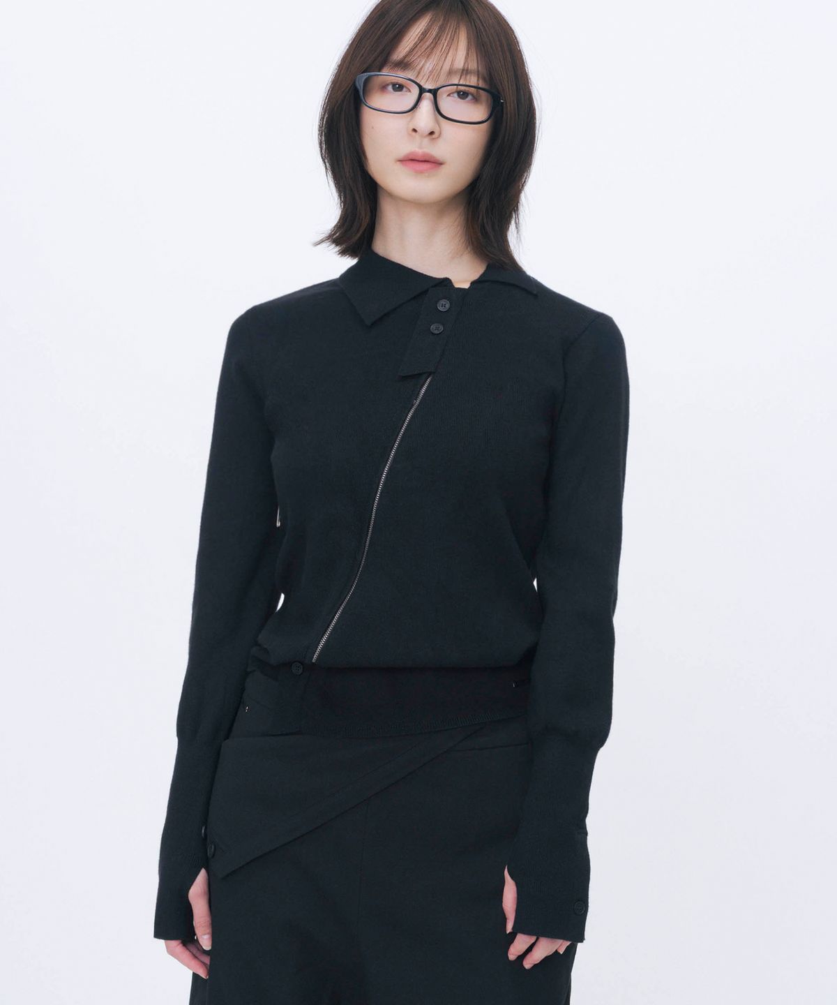 미세키서울(MISEKI SEOUL) Diagonal zip-up knit BLACK