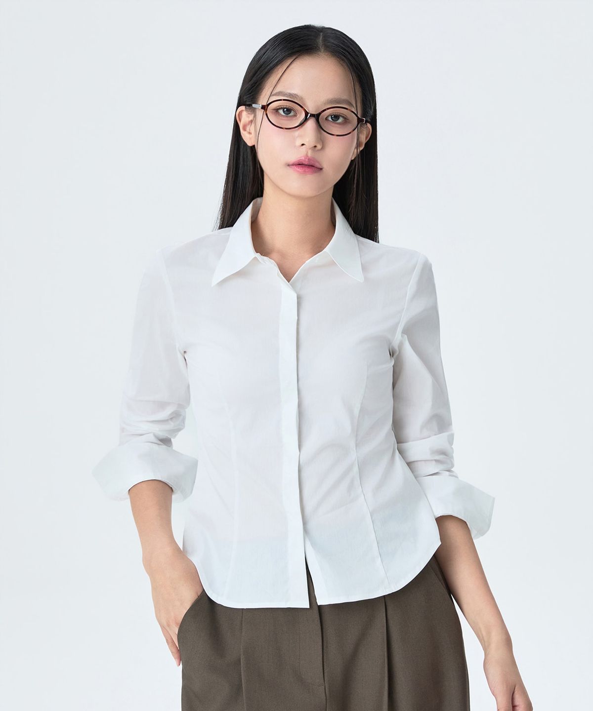 미쏘(MIXXO) [에센셜] 슬림핏 셔츠_MIWYWG930A