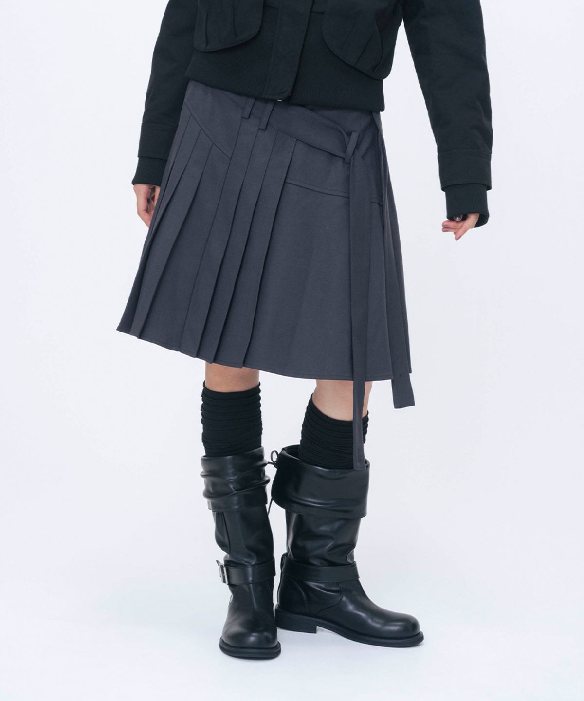 미세키서울(MISEKI SEOUL) [레이 PICK] Diagonal belted midi skirt CHARCOAL