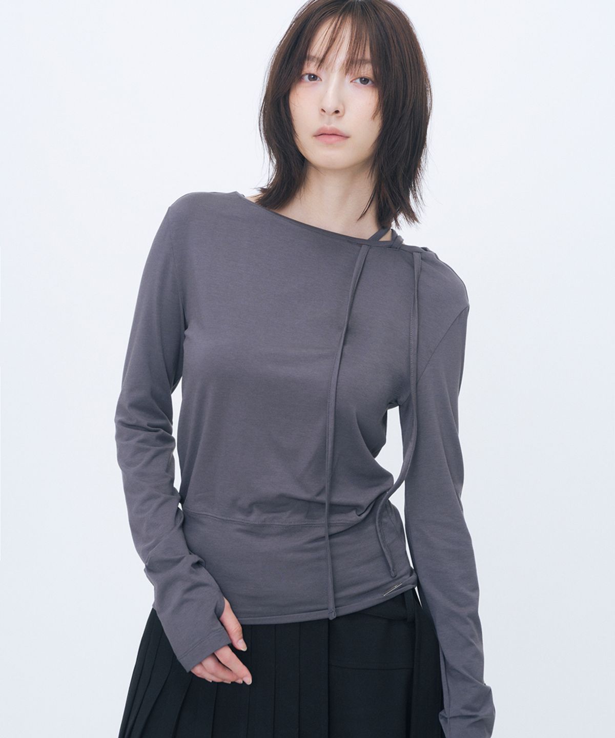 미세키서울(MISEKI SEOUL) Boat Neck String long sleeve CHARCOAL