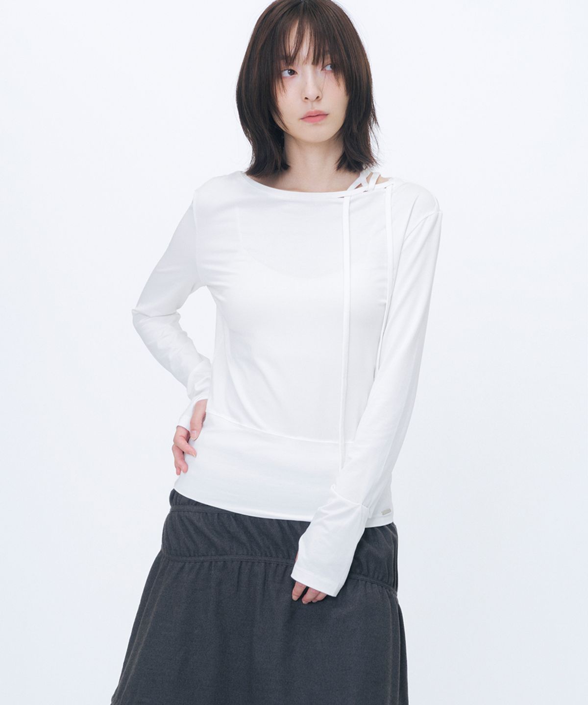 미세키서울(MISEKI SEOUL) Boat Neck String long sleeve WHITE