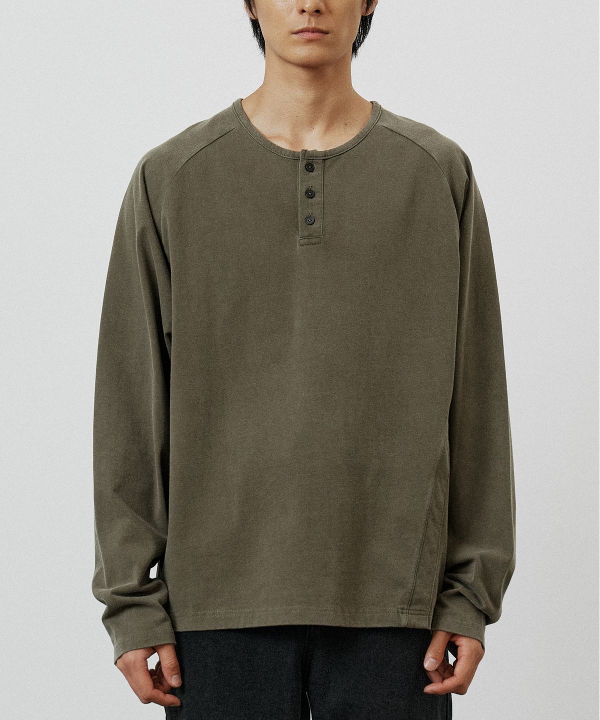 카네이테이(KANEITEI) VINTAGE HENLEY NECK LONG SLEEVE (OLIVE DRAB)