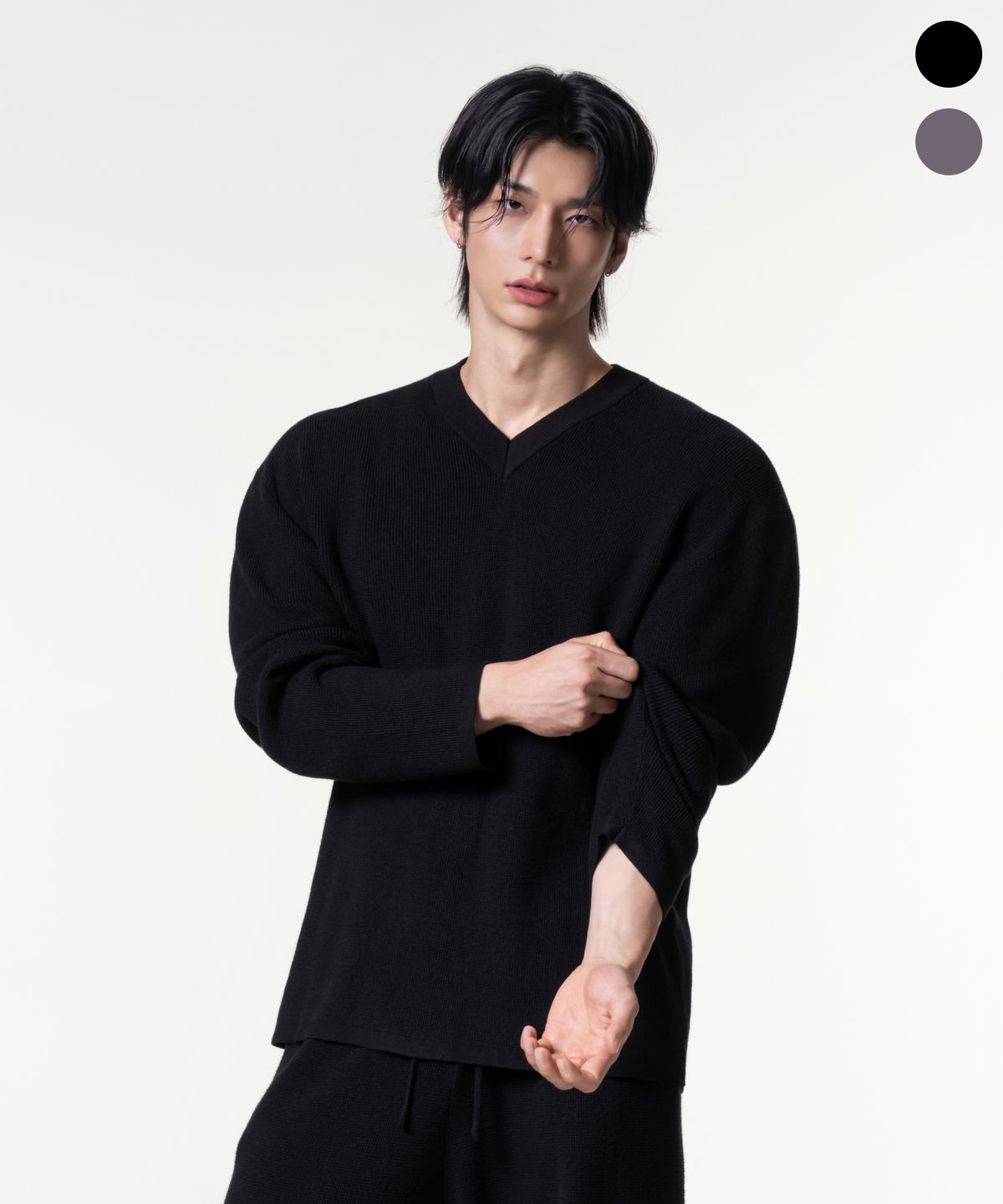 어센더(ASCENDER) 와플 니트 브이넥 루즈핏 롱슬리브 2color
