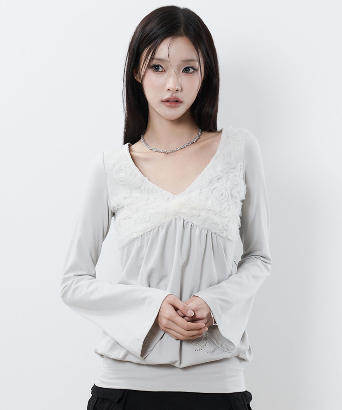 러브이즈트루(LUVISTRUE) RL BALLOON SHIRRING TOP(BEIGE)