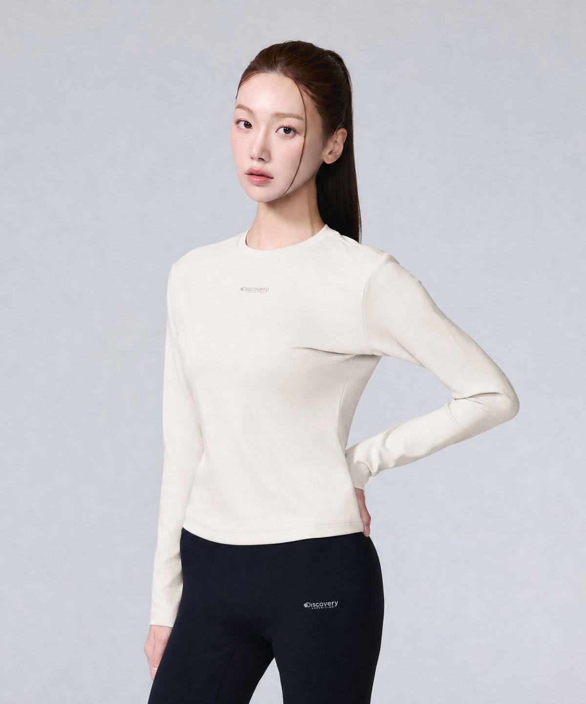 디스커버리 익스페디션(DISCOVERY EXPEDITION) 여성 기능성 긴팔티 (IVORY)
