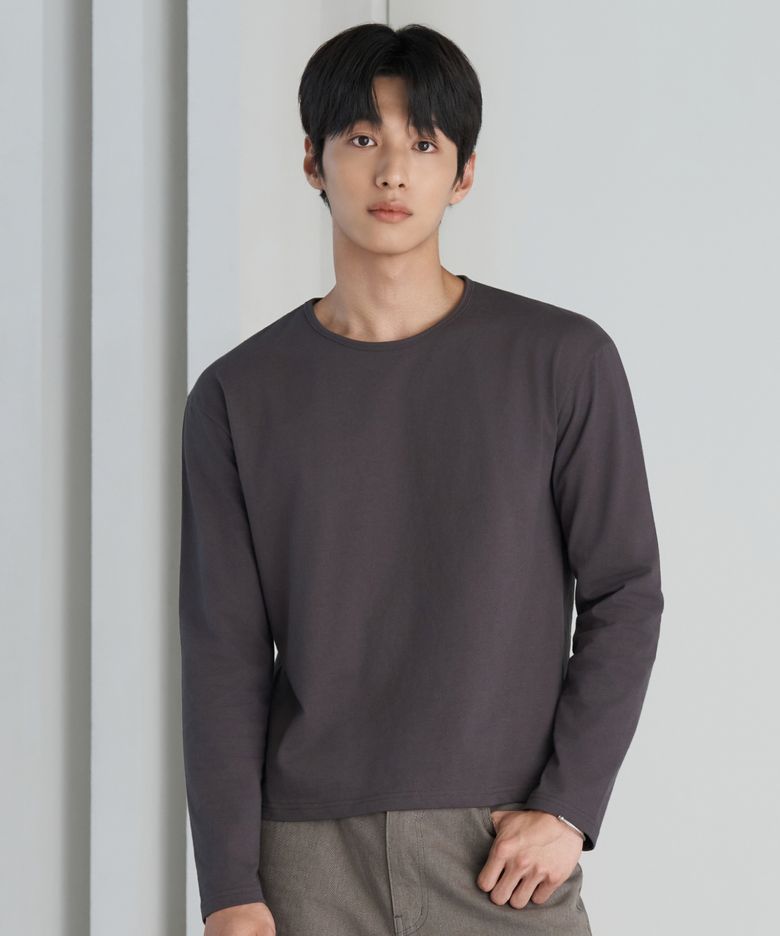 26 FW 유넥 롱슬리브 크롭 티셔츠 (3컬러)