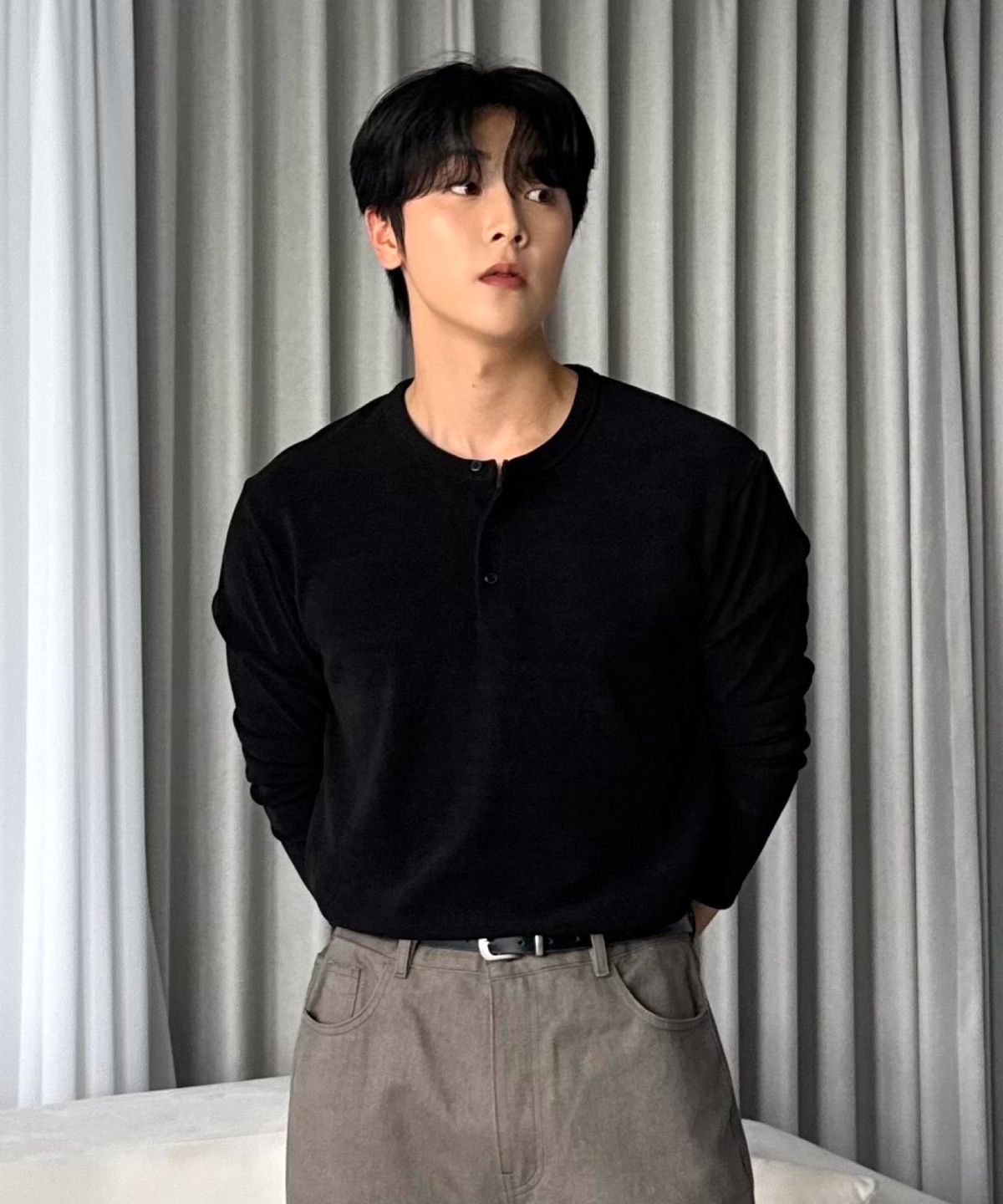 효지(HYOJI) 26 FW 골지 헨리넥 크롭 티셔츠 (3컬러)