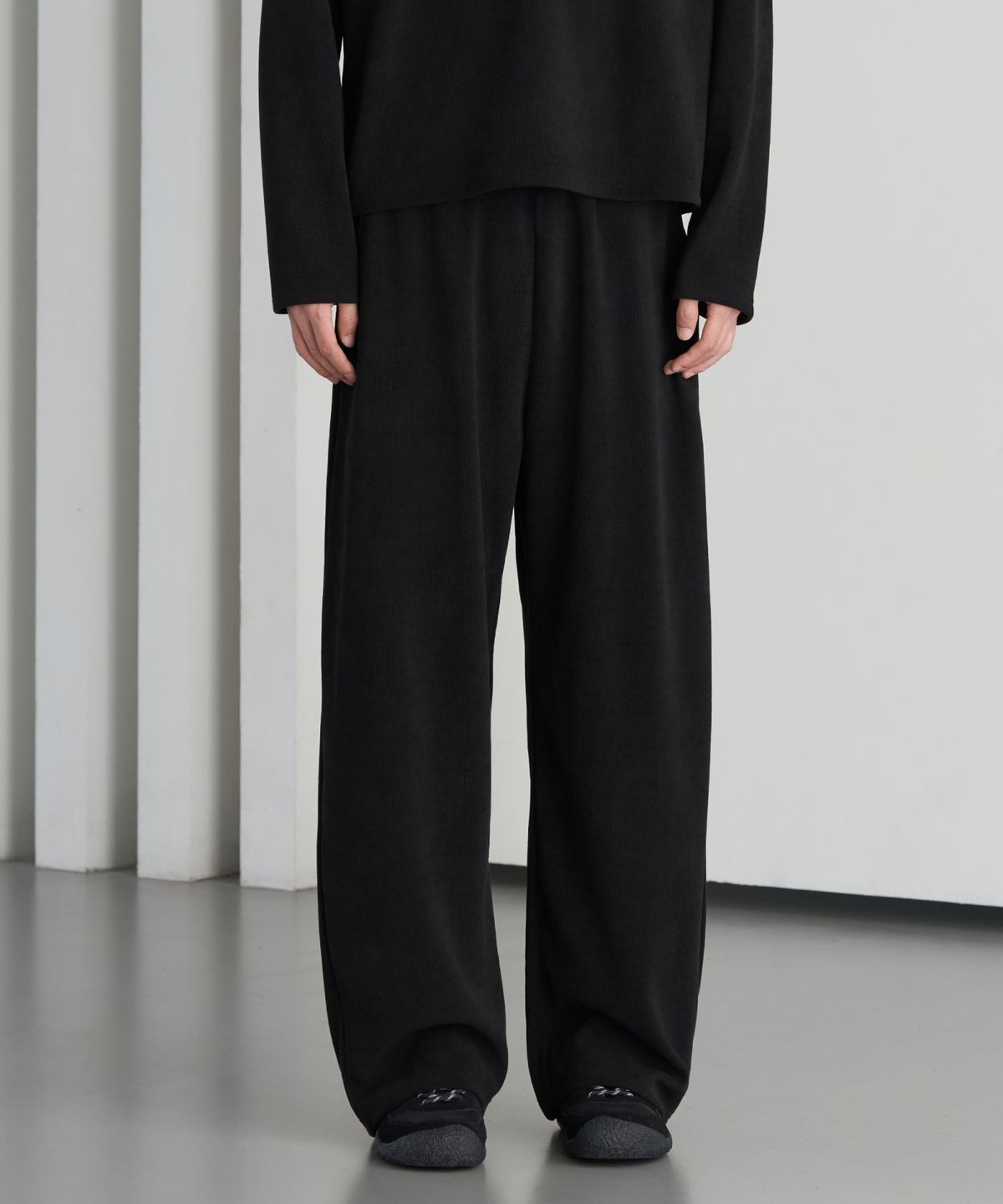 효지(HYOJI) 26 FW 골지 풀밴딩 커브드 팬츠 (2컬러)