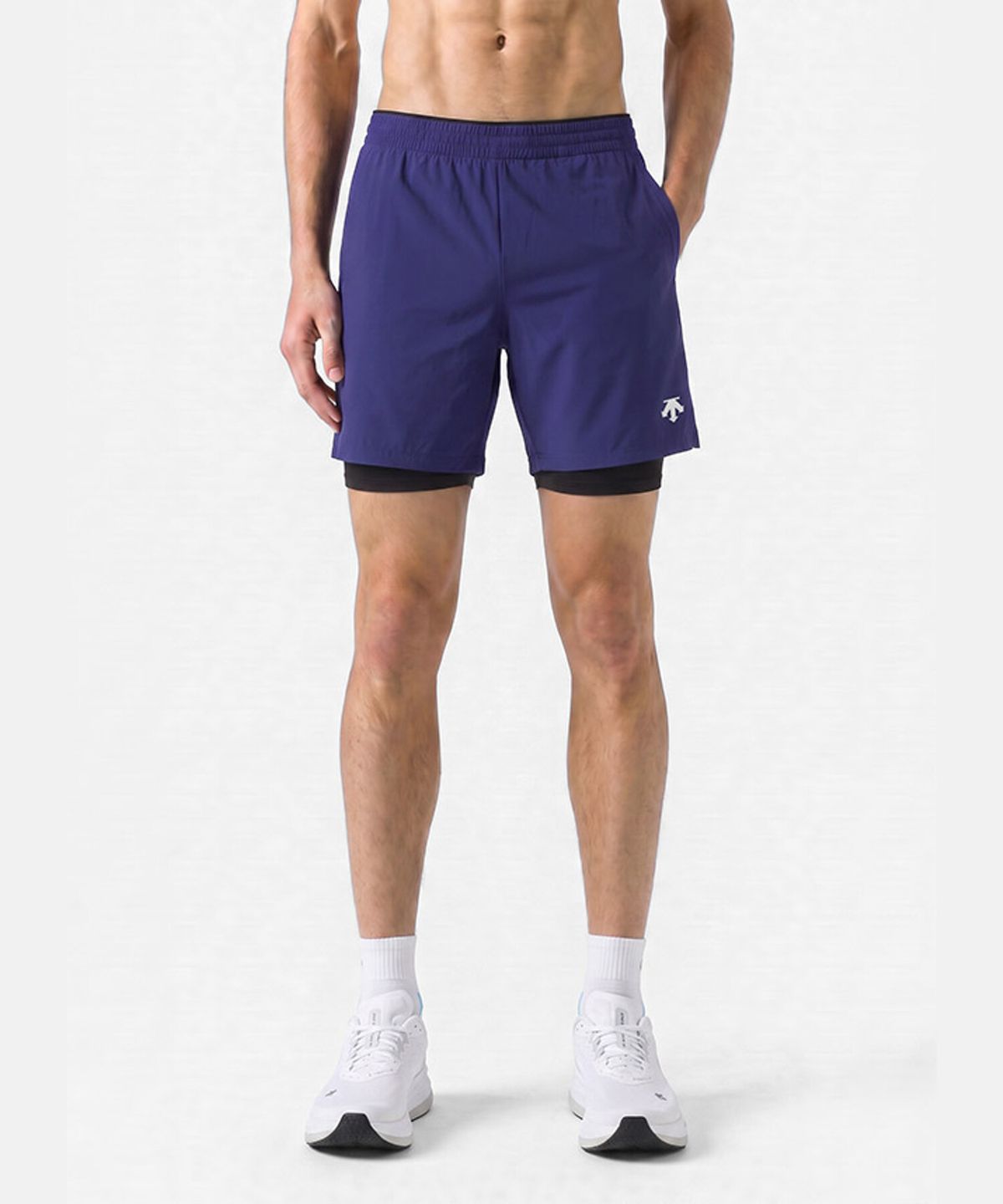 데상트(DESCENTE) 남성 엔지니어드 런 7인치 2IN1 쇼츠 블루 SR321RHP73