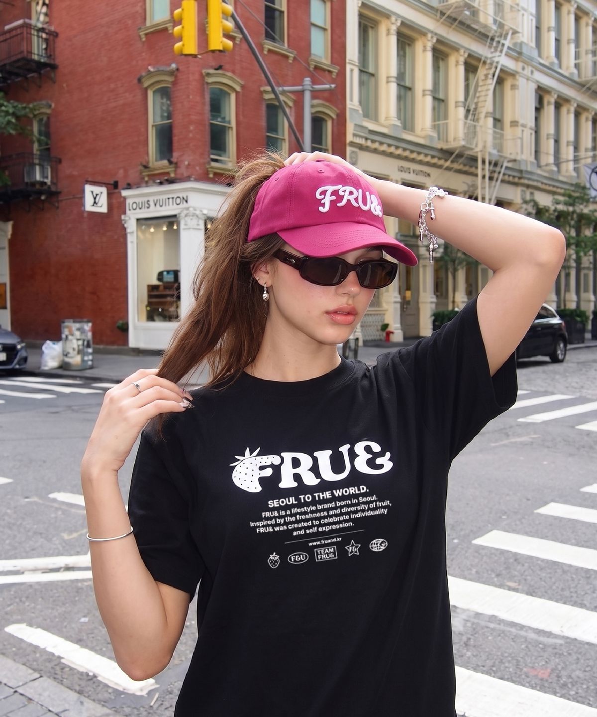 프루앤(FRUAND) SEOUL T-SHIRT_BLACK