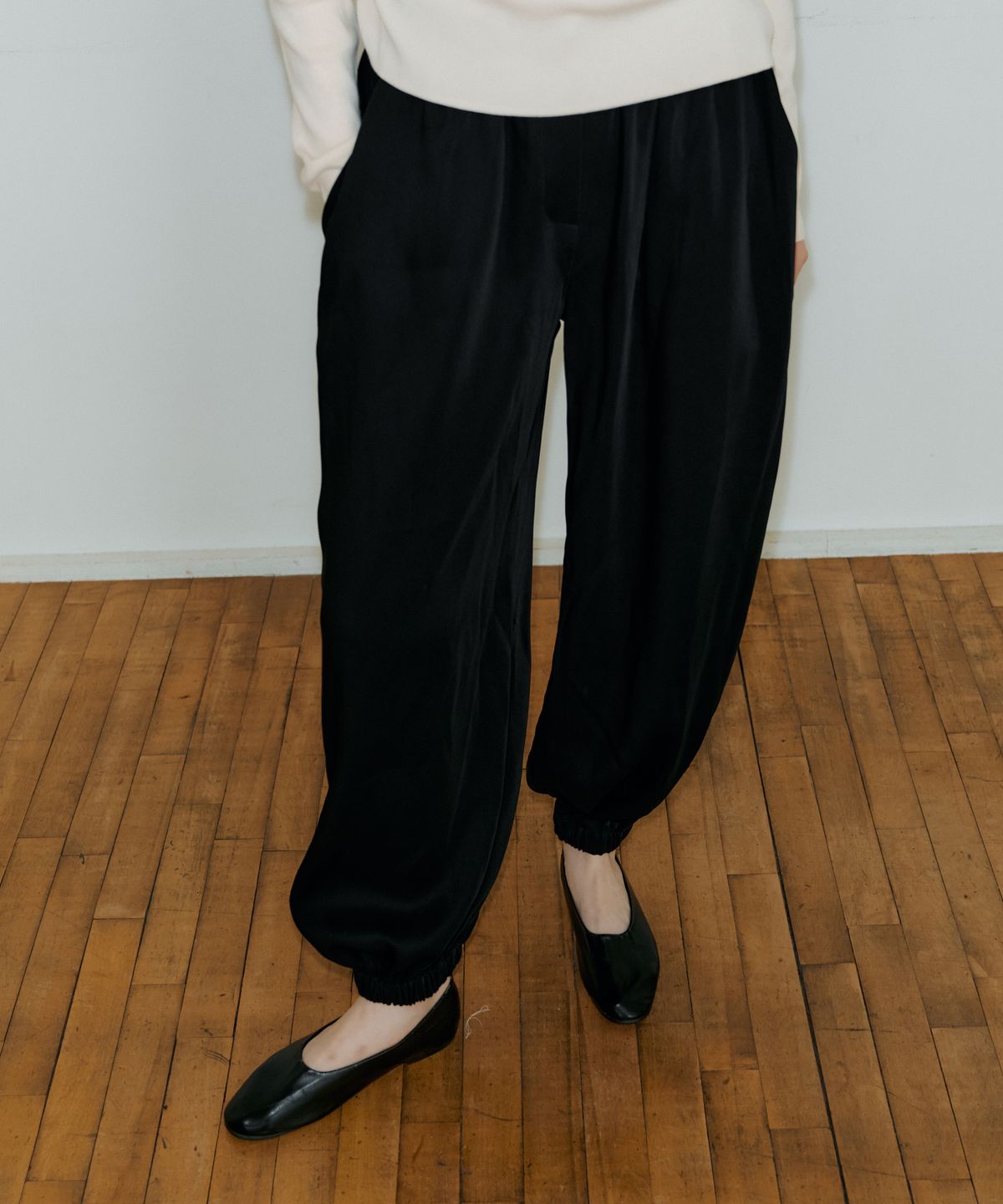 리올그(REORG) PAP SHIRRING HAREM PANTS BLACK